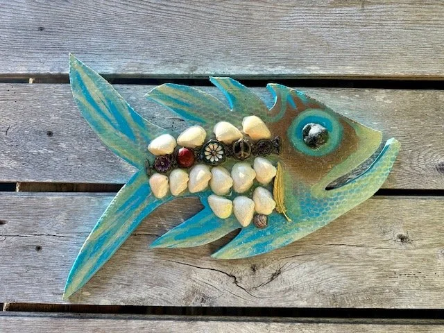 Glow peace flower Fish
16"x 9"  SOLD