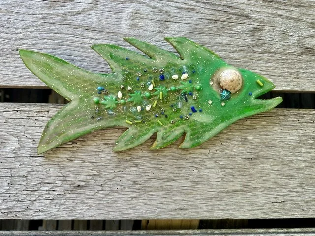 Alishia Glow Fish
$100
13.5" x 6"