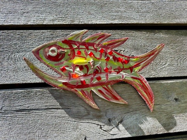 Airplane eye glow fish
16" x 9"    $ 50