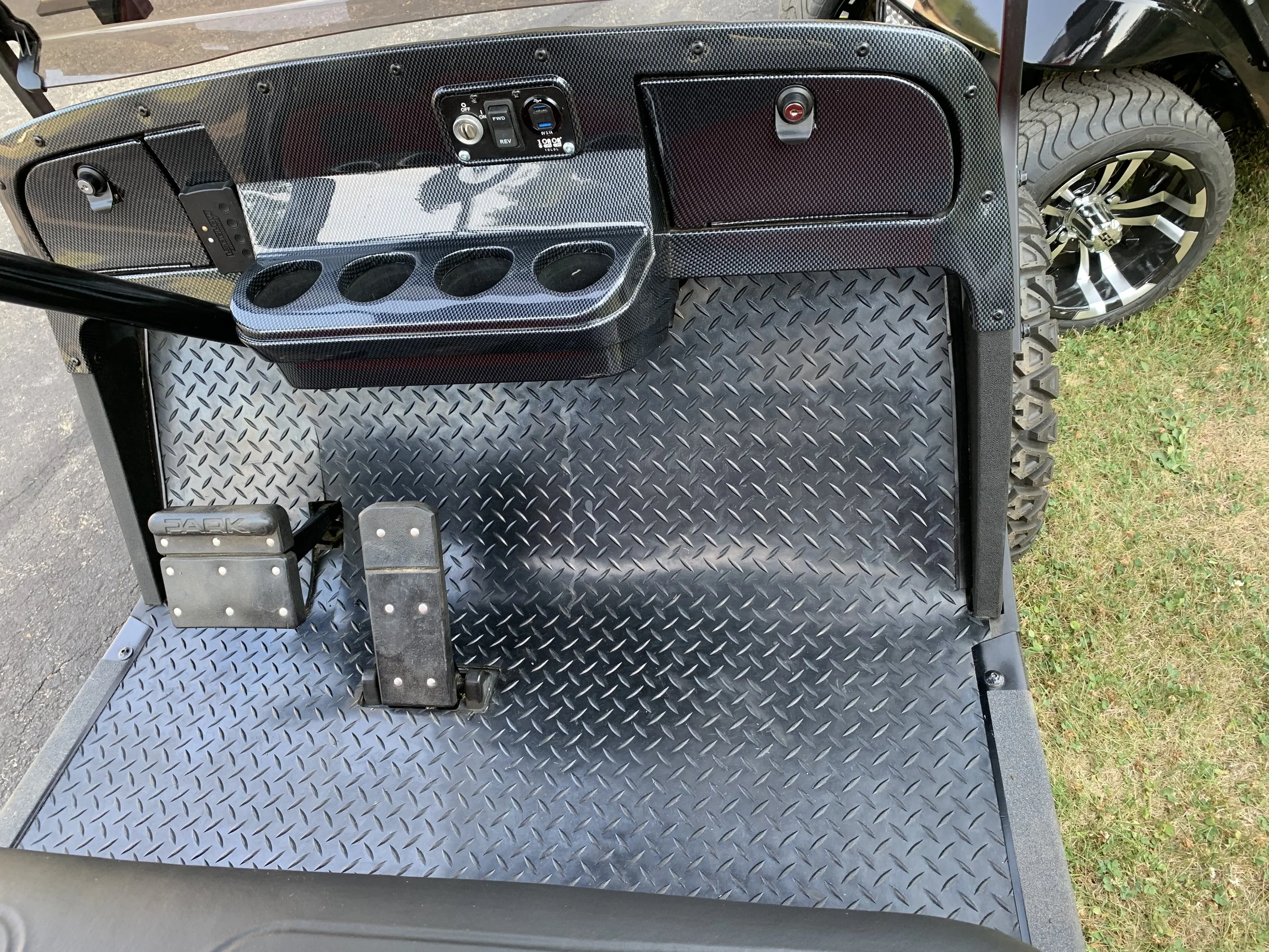 Custom 28.jpg