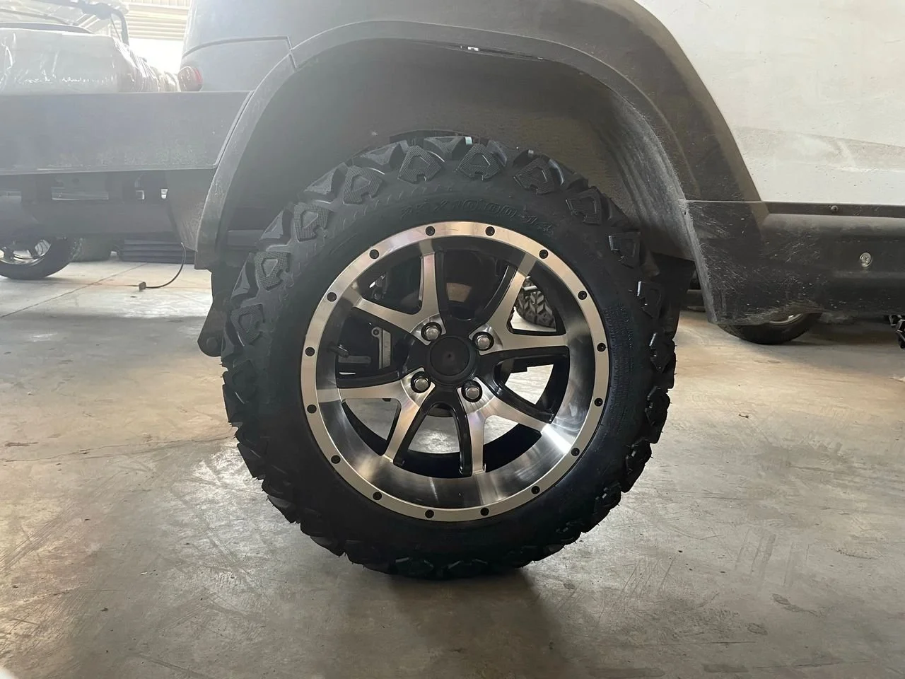 14 inch aluminum rim with offroad tire