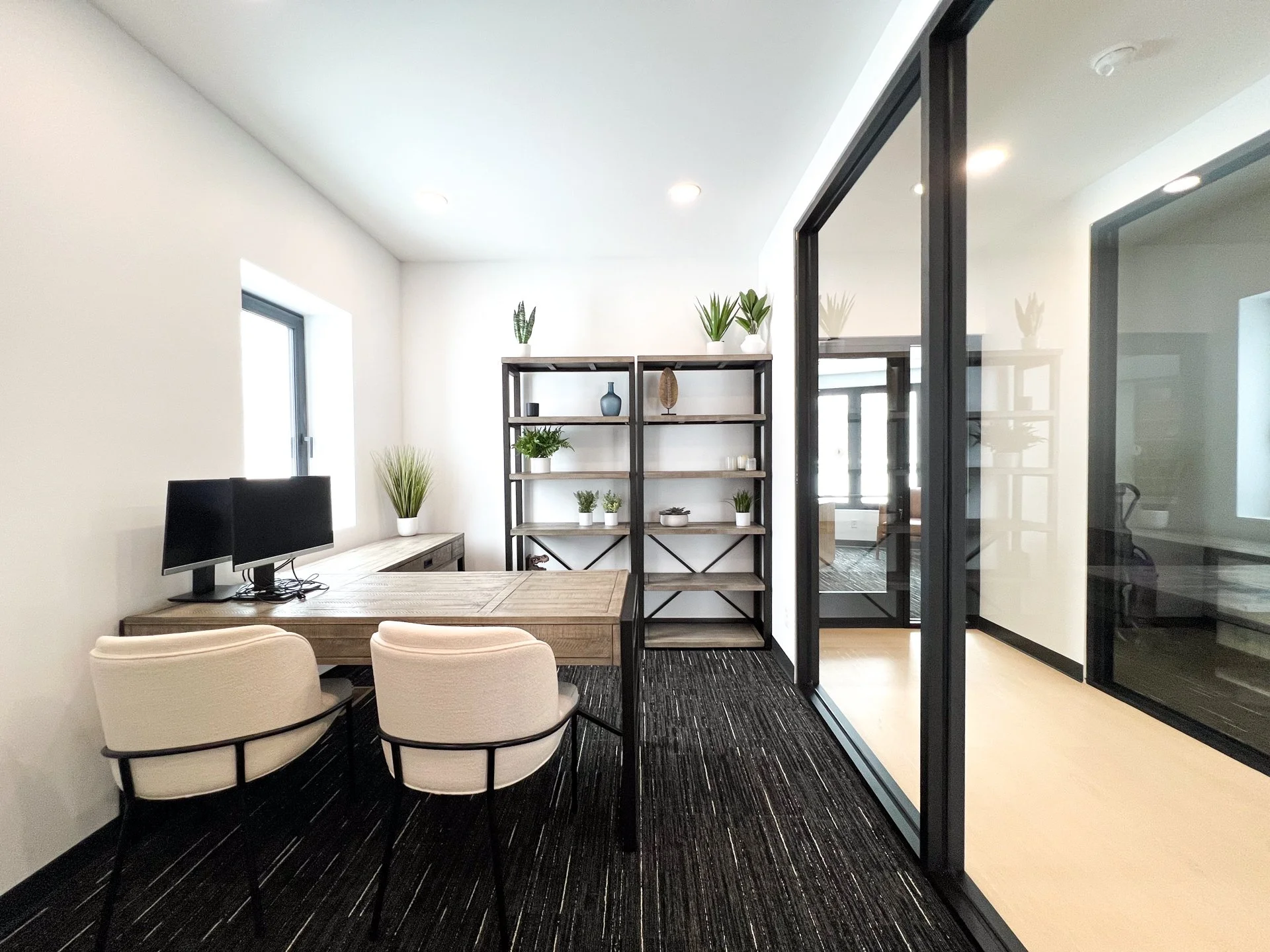 Resolute Wealth Office-18.jpg