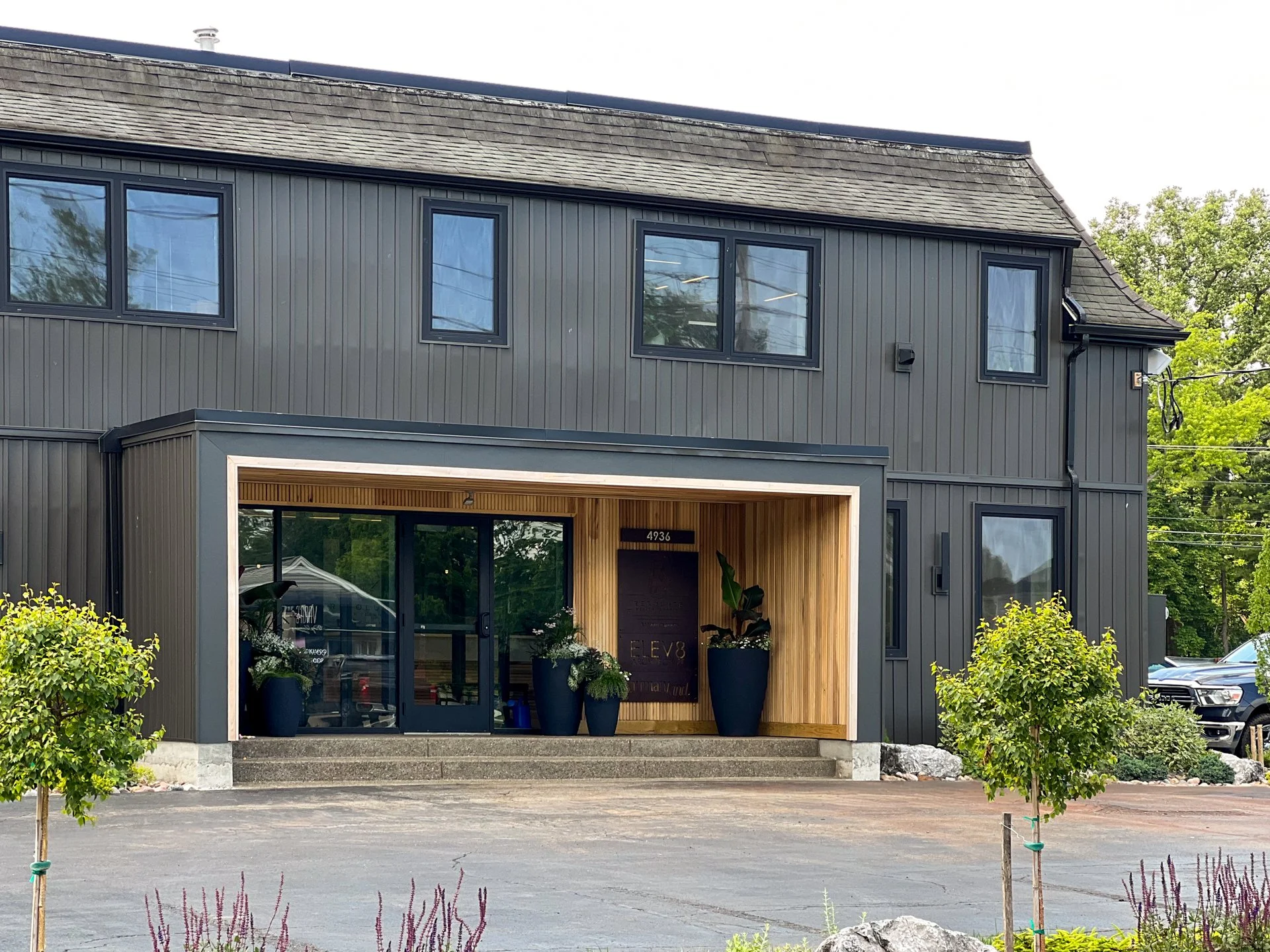 Resolute Wealth_Exterior_2.jpg