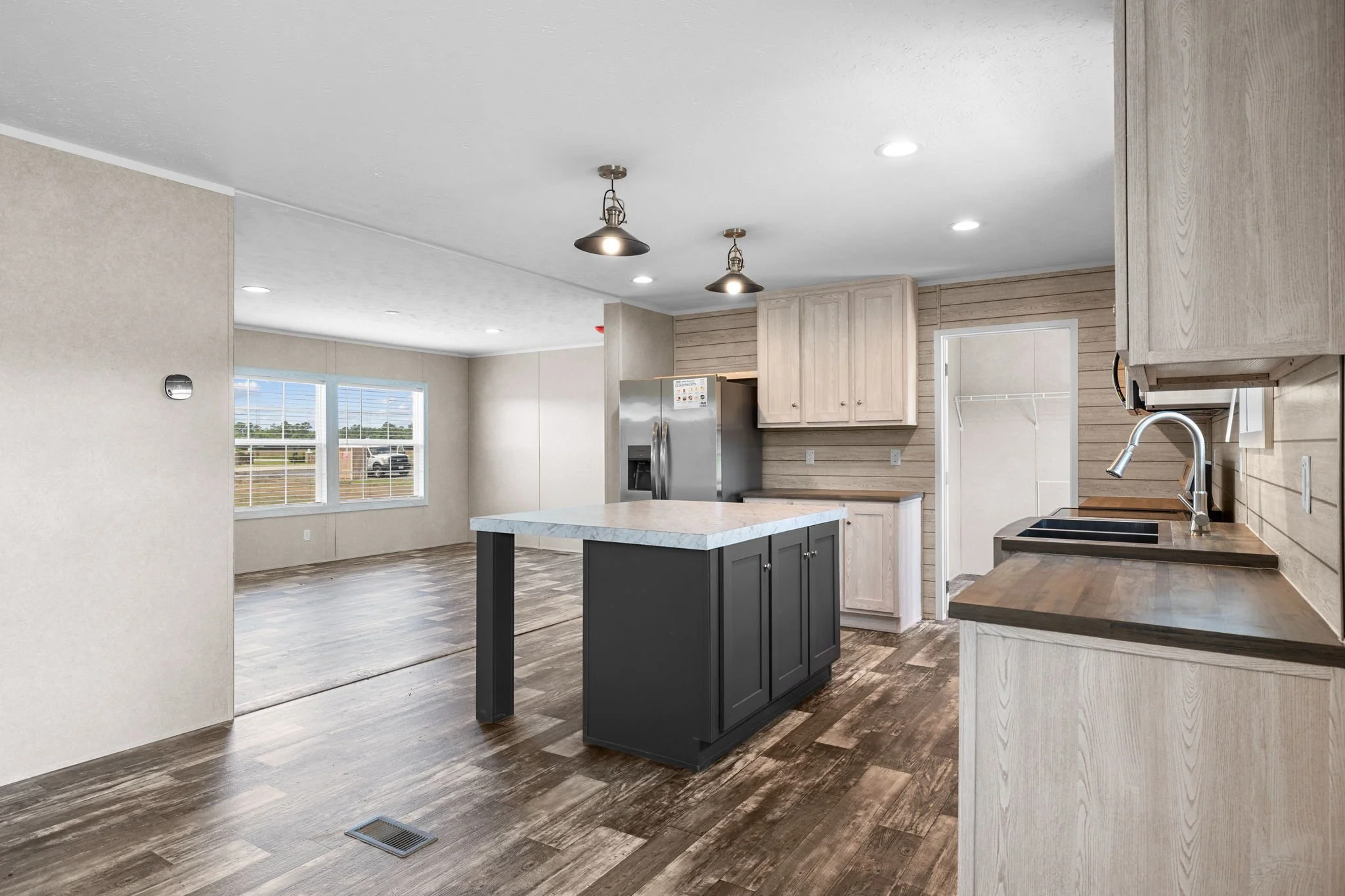 13-web-or-mls-Full-13.jpg
