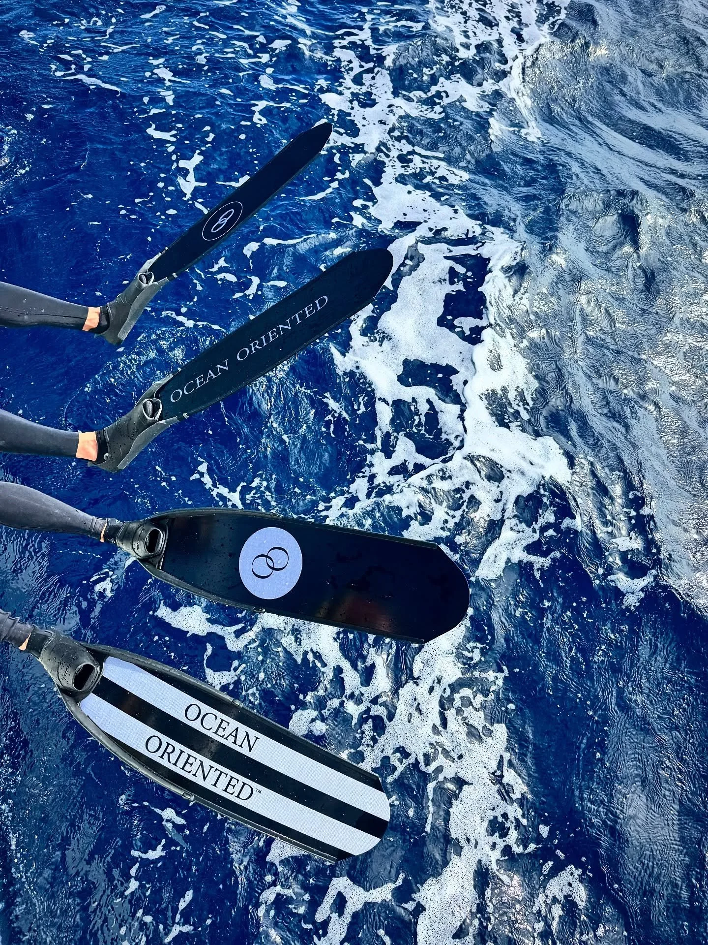 Carbon fiber long fins &hellip; not just nice, but essential for freediving performance. They are designed to give us turbo mode, while we burn very little energy because they&rsquo;re so light and flexible. We are lucky enough to work with @diver_au