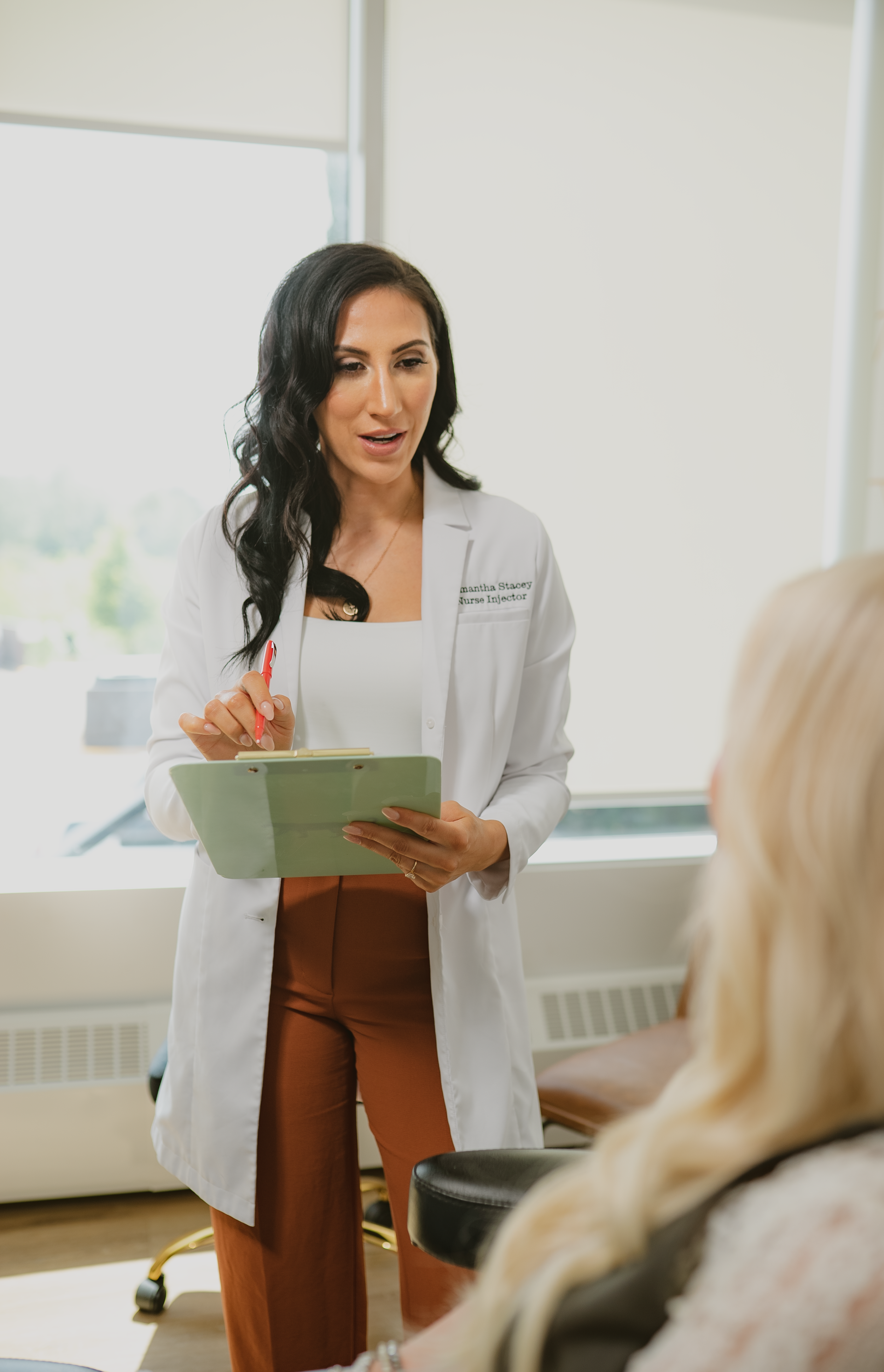 Whatβs The Difference Between Botox & Dysport
