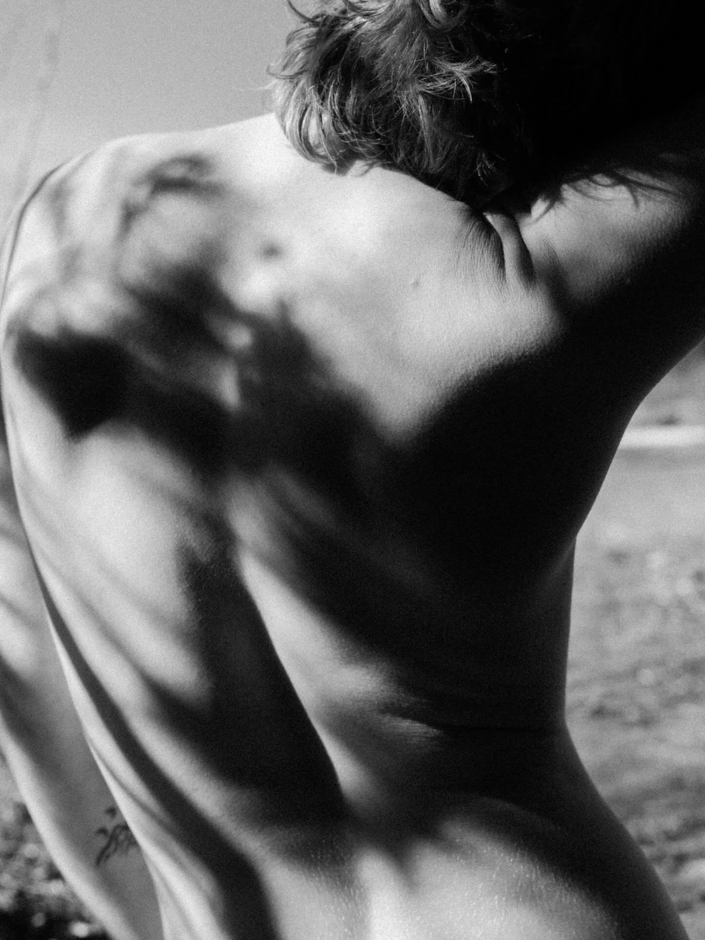 Hannah, this same week last year, when spring was already here.

I&rsquo;m looking to do more shoots like this, and my summer calendar is filling up fast&mdash;email or DM me if you want to make art together ✨ All bodies, all genders, all people welc