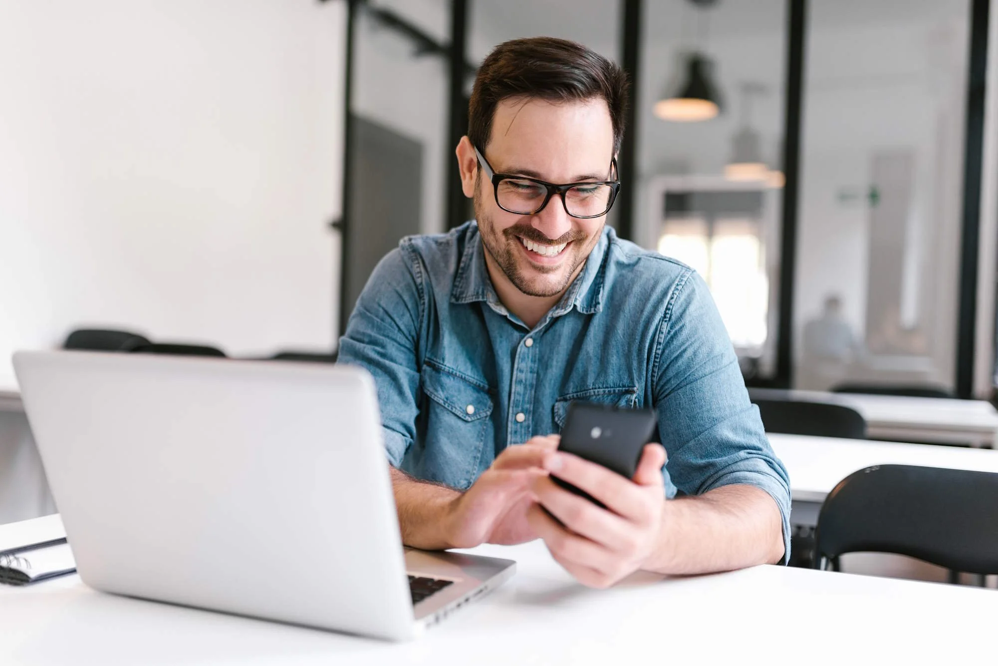 How to create a contact page that makes it easy to get in touch: a guide for service-based businesses.