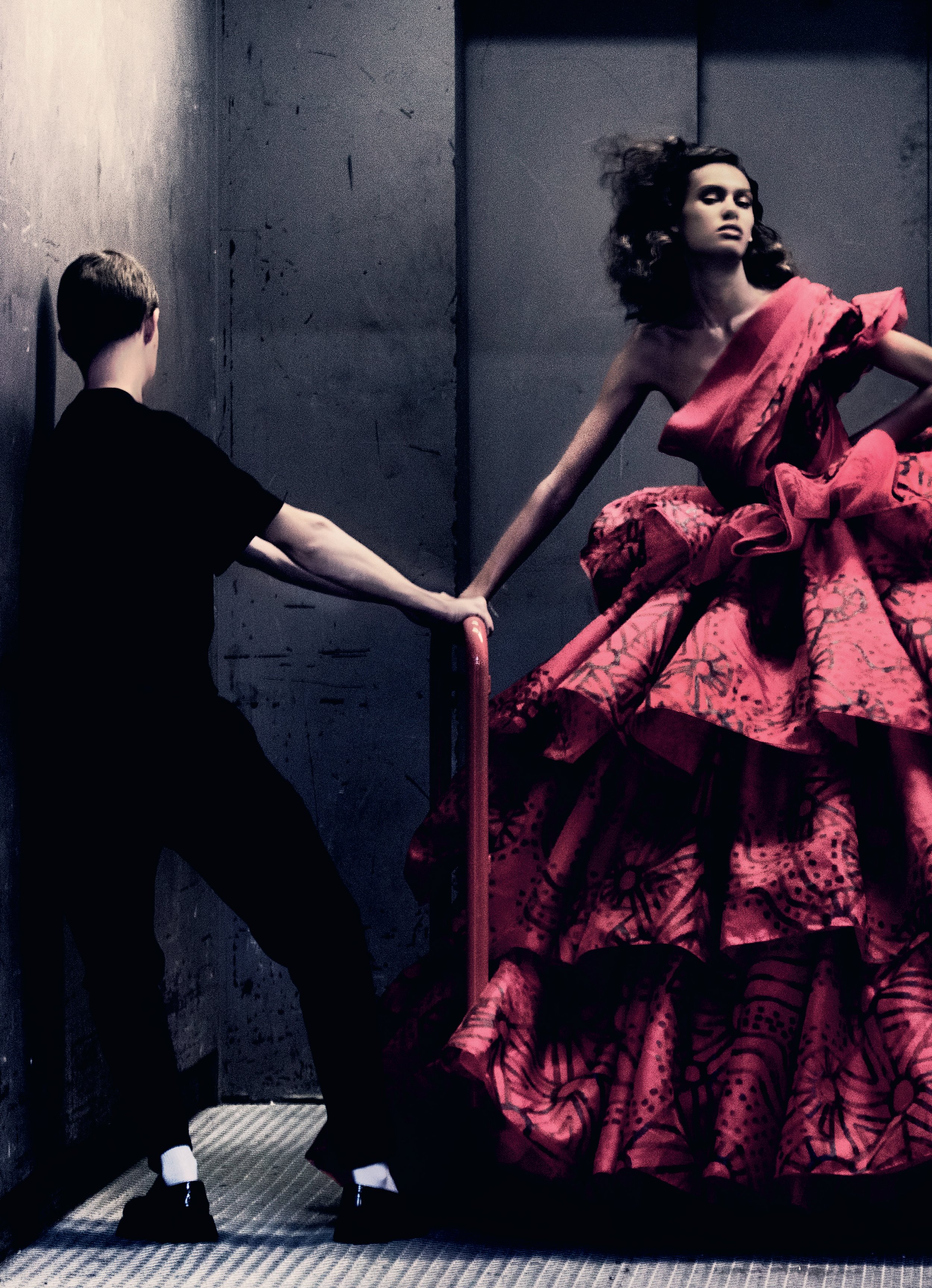 web_Pages-from-WF142257---Harpers-Bazaar-Magazine-issue-8-June-July-5.jpg