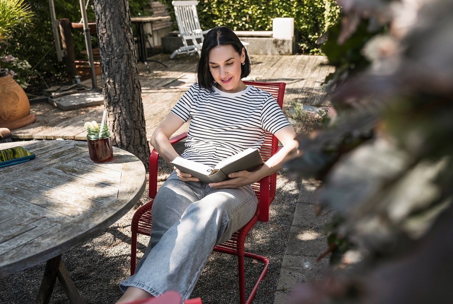 A NEW ME with the help of meditation? 🤯🫀🧘🏻&zwj;♀️

A while ago I made the decision to be fully present, fully immersed in each moment that arises. True presence requires being conscious in the here and now that is free of pain and suffering. I th