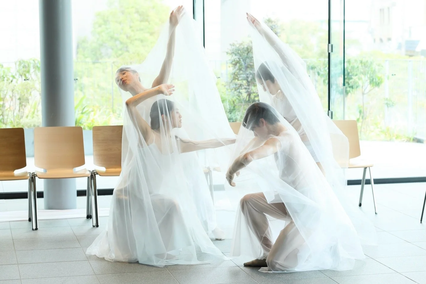 苫野美亜プロデュース
Dance Performance LIVE
Gallery Project #2  haptics

出演
南江祐生（東京バレエ団）
荒俣夏美
松村有実
鈴木舞子
@yuki_nanye 
@ntm0821 
@ami0o 
@_.ma15.s 

📸植村耕司　@koji_uemura_photo 
素敵なお写真を有難うございます

大阪中之島美術館
主催：一般社団法人So Arts
企画・制作・振付・プロデュース：苫野美亜
@nakkaart2022 
@dancep