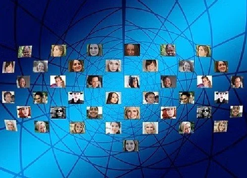 'FORMATION de base en constellations familiales et systémiques - professionnels de la relation d'aide uniquement - Juillet -décembre 2026