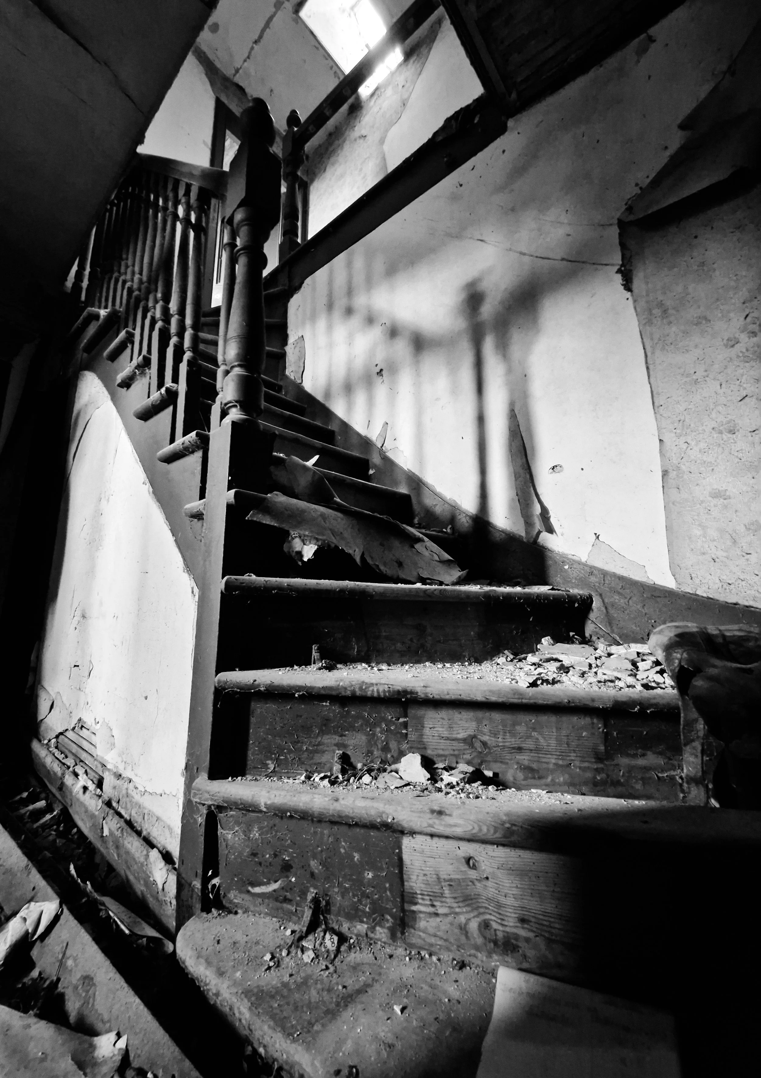 'Derelict Journey' by Lynn Winpenny