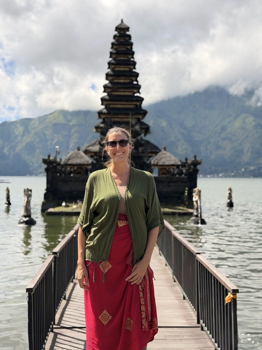 kintamani_temple_travelynne.jpg