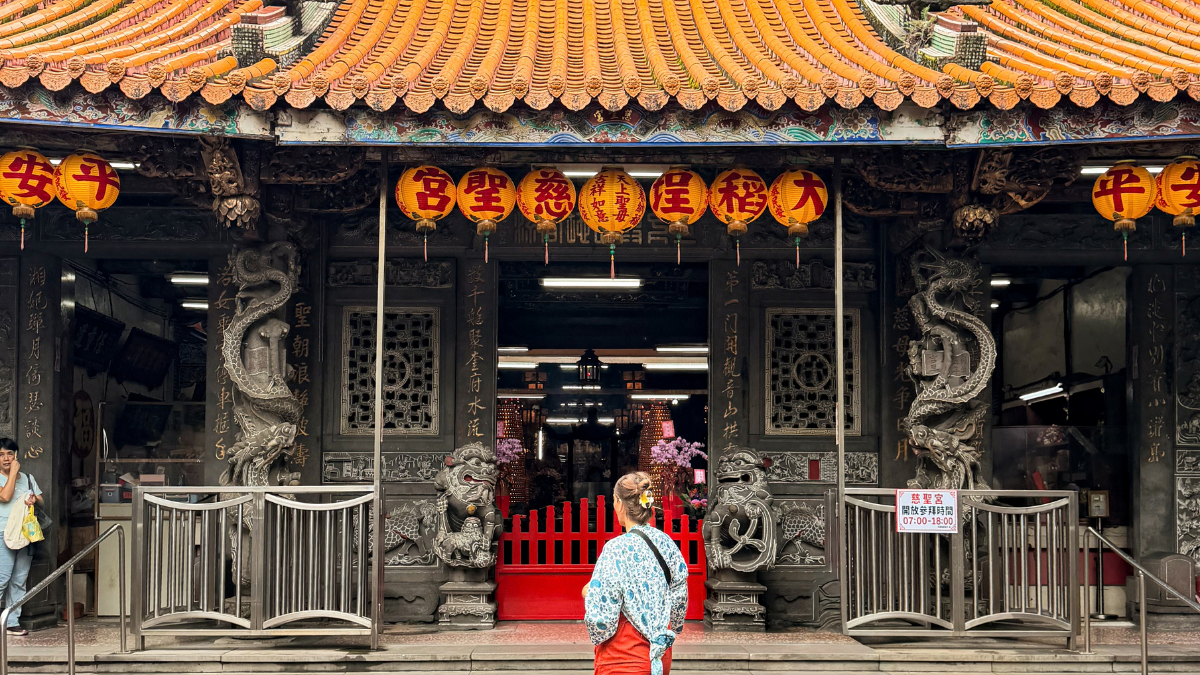 Taipei Layover Guide: How I Spent 21 Hours in Taiwan &amp; What It Cost