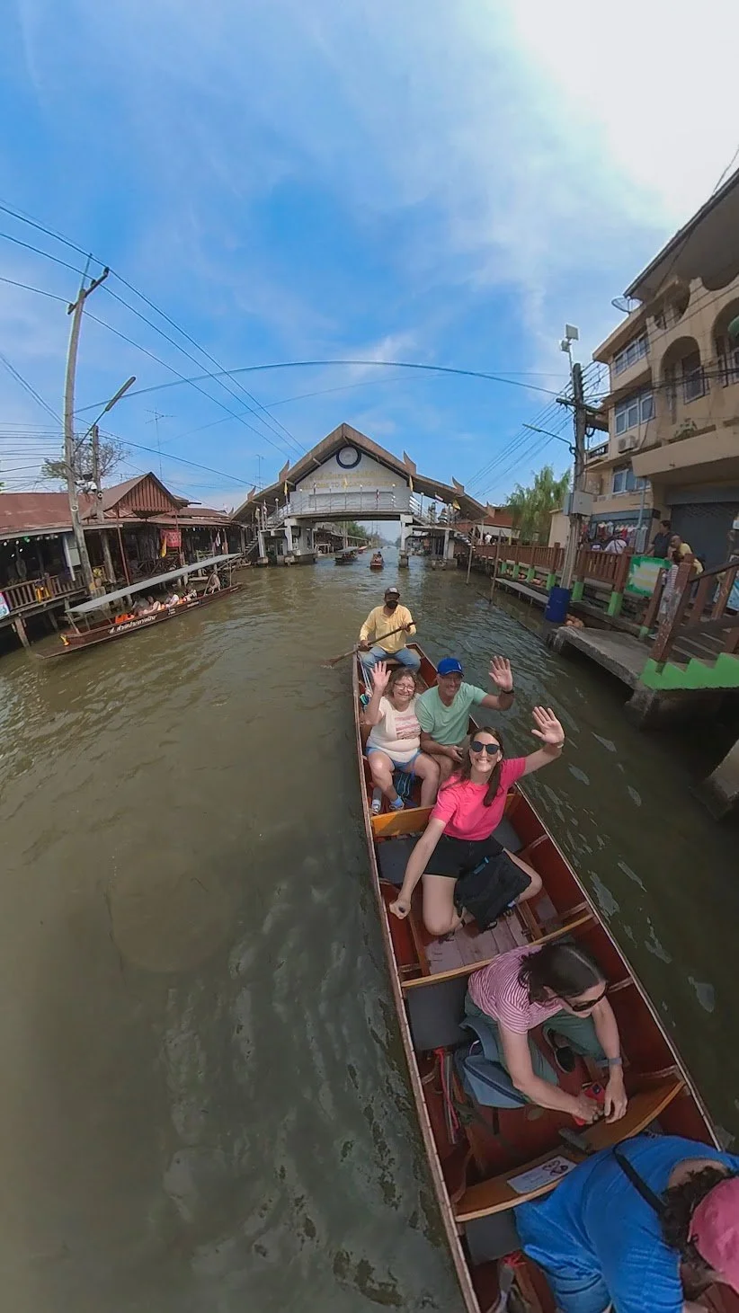 floating_market_7_bangkok_tour_travelynne.jpg