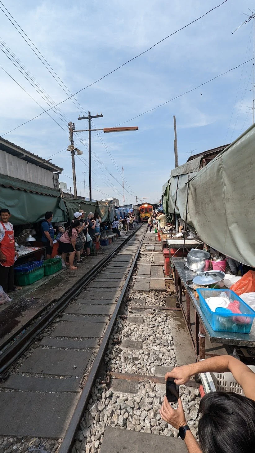 train_market_tour_3_bangkok_travelynne.jpg