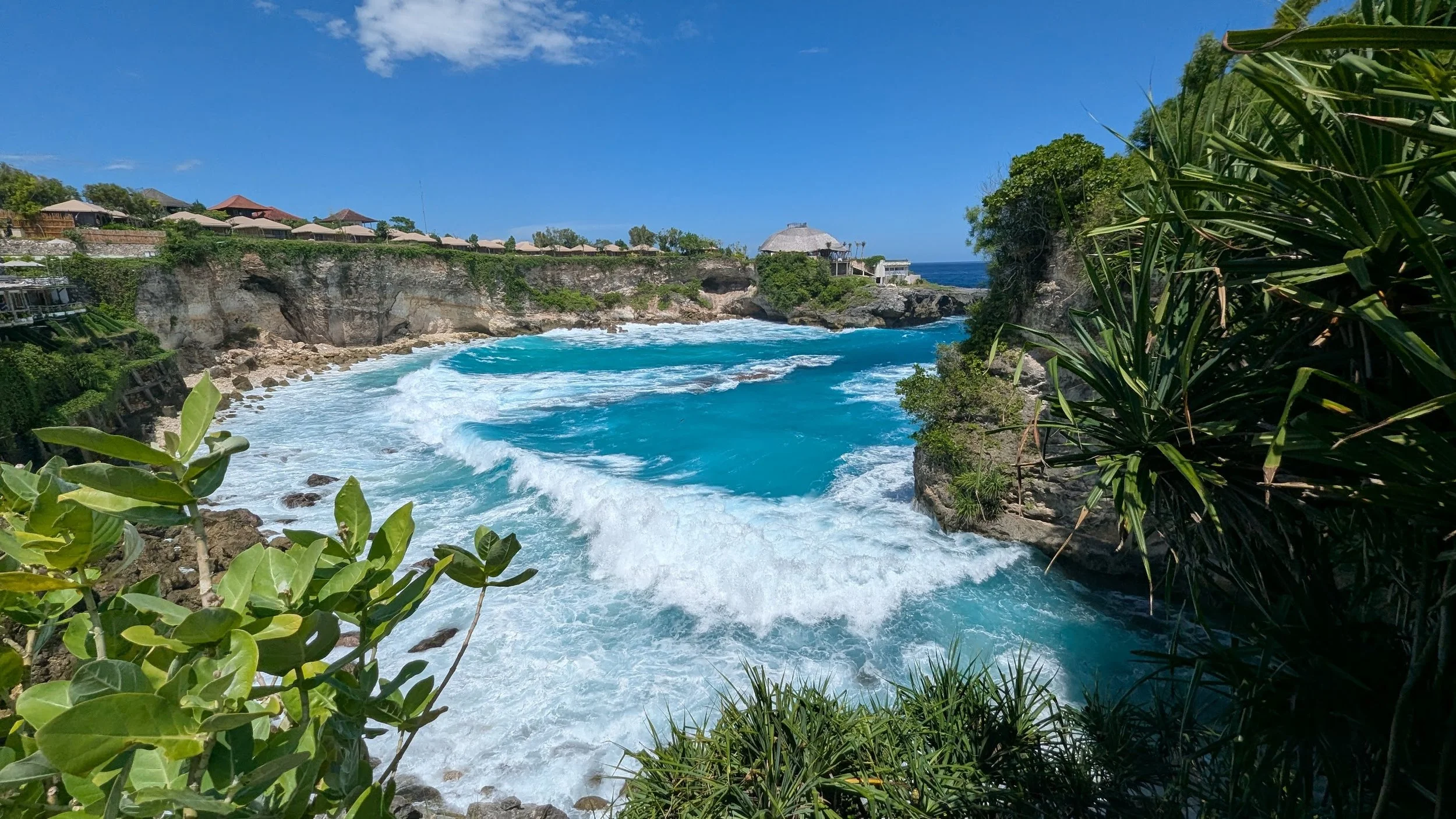 blue_lagoon_lembongan_tour_travelynne.jpg