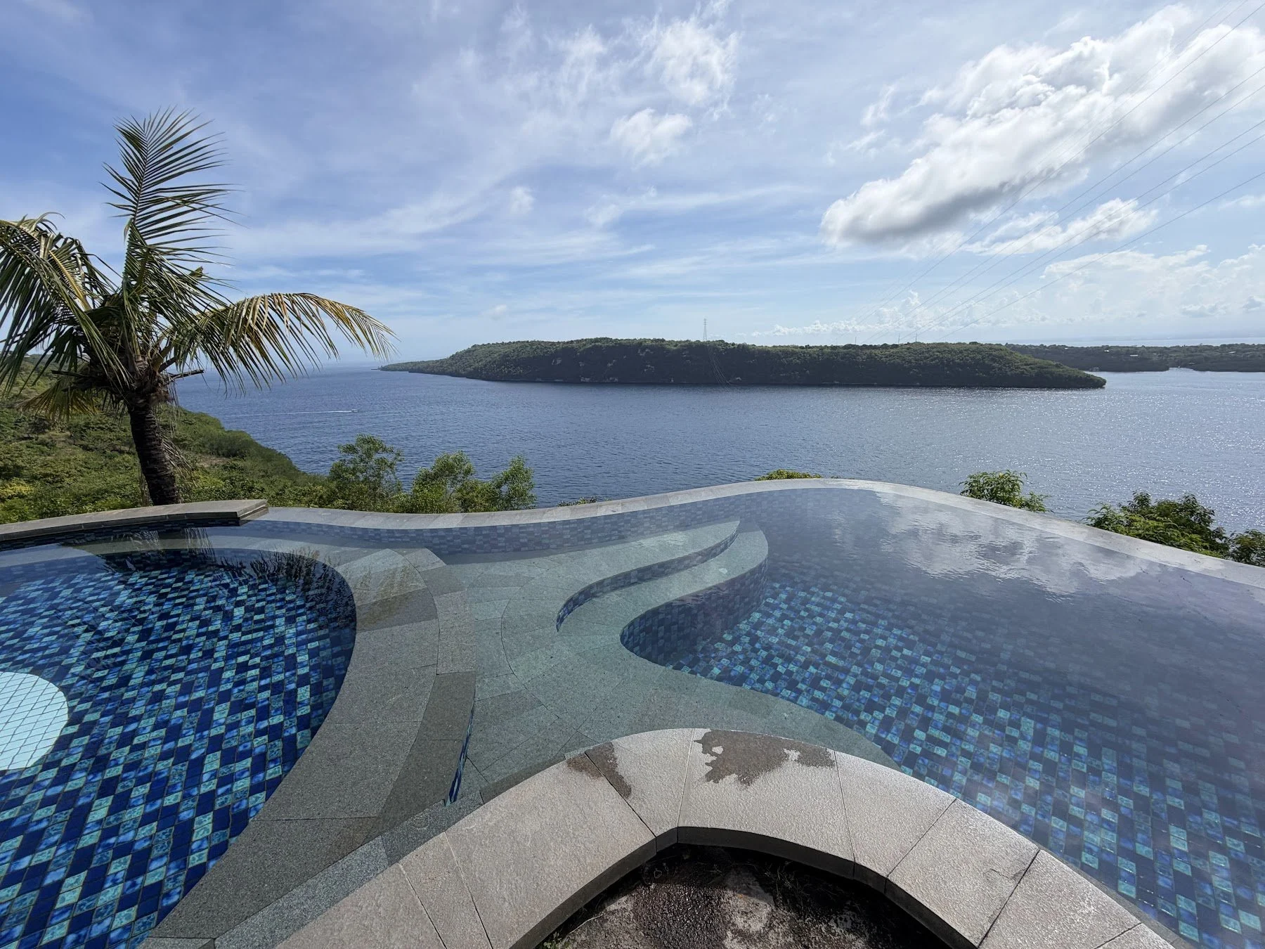 Nusa_Penida_lunch_2_tour_travelynne.jpg