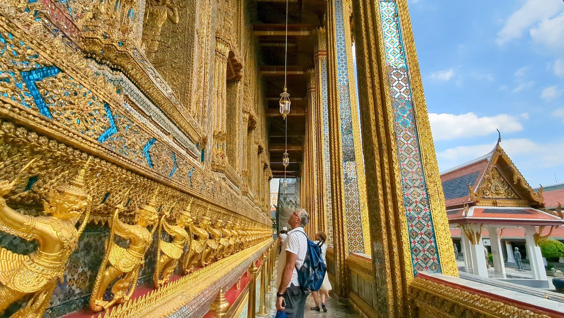 grand_palace_bangkok_tour_travelynne.jpg