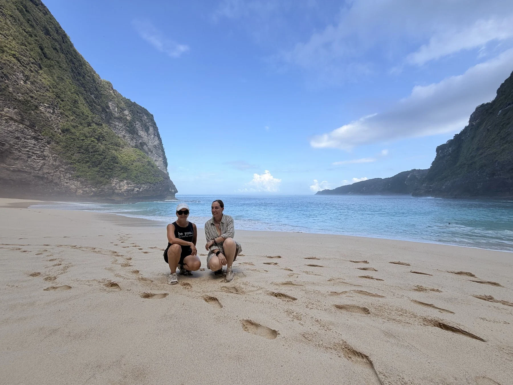 Nusa_Penida_Kelingking_Beach_Tour_Travelynne.jpg