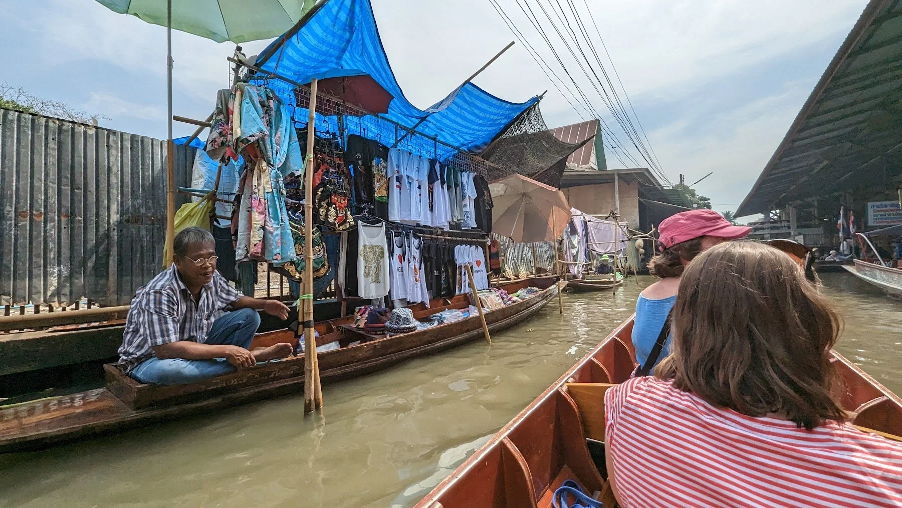 floating_market_2_bangkok_tour_travelynne.jpg
