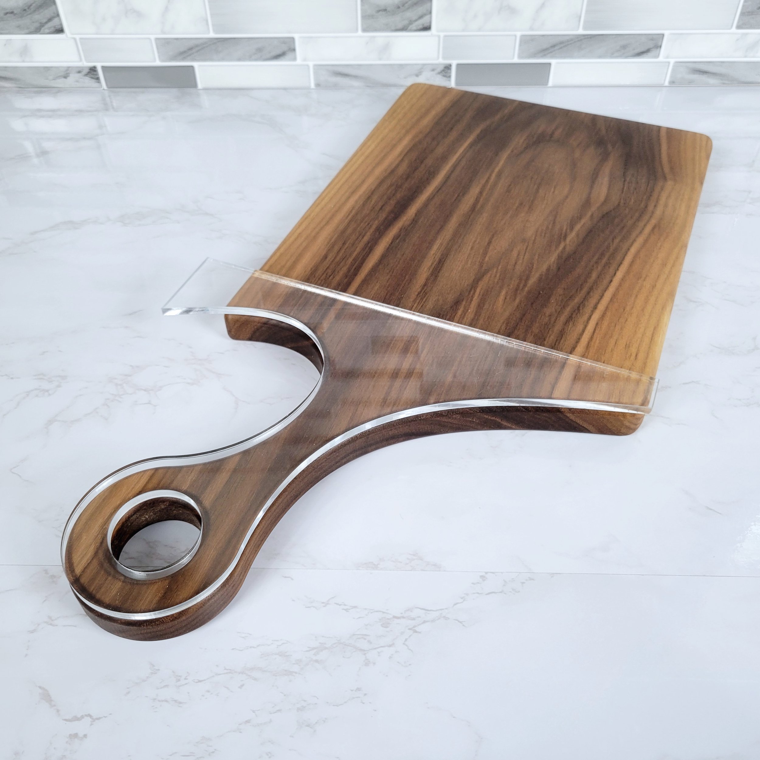 triangle-cutting-board-corner-handle-acrylic-router-template-wood