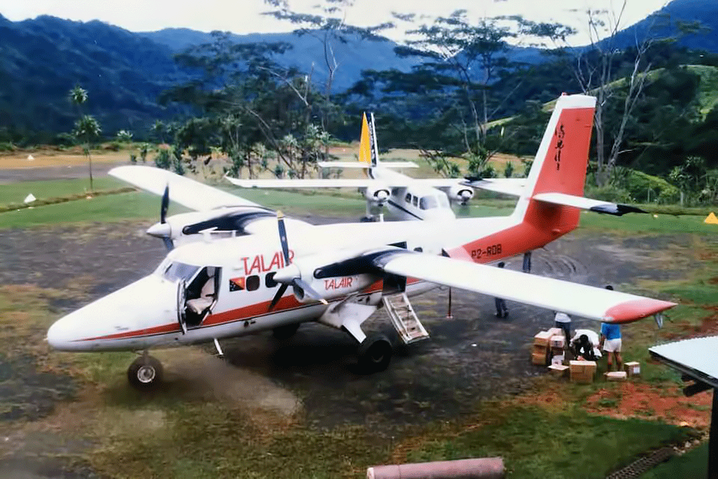 P2-RDB  DHC-6-100  Talair
Kiantiba  Date Unknown  Talair Photo ©
