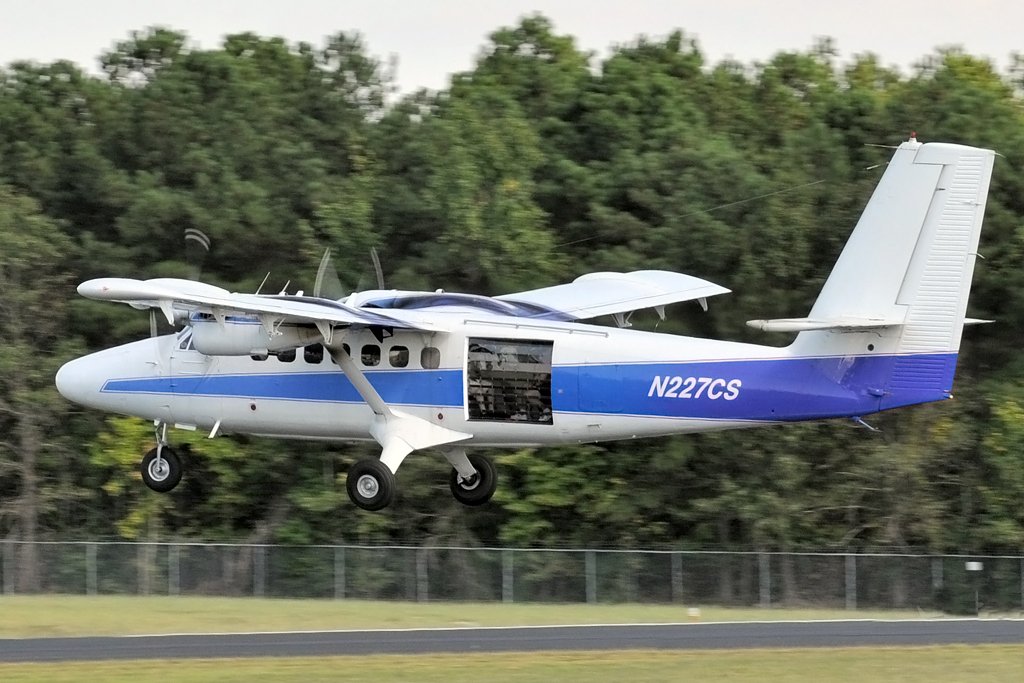 MSN 27 — Twin Otter World Database MSN 27 — Twin Otter World Database