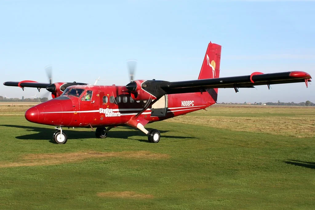 N808PC  DHC-6-100 Skydive Chatteris
Chatteris 14-Oct-2012  Shutter Priority Photo ©