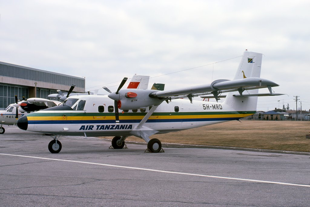5H-MRD   DHC-6-300   Air Tanzania
Downsview, ON   Apr-1978  DHC Photo