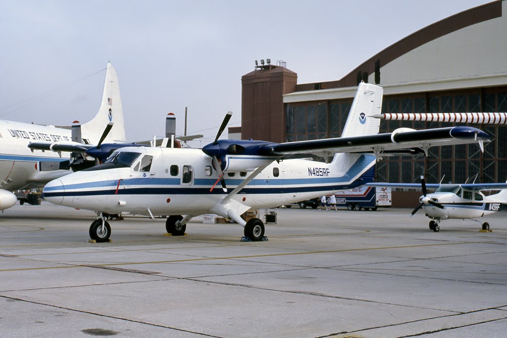 N485RF   DHC-6-300   U.S. Department of Commerce
MacDill AFB, FL  Date/Photographer Unknown