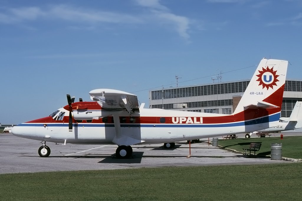 4R-UAA   DHC-6-300  Upali Air Services
Downsview, ON  Aug-1977   DHC Photo
