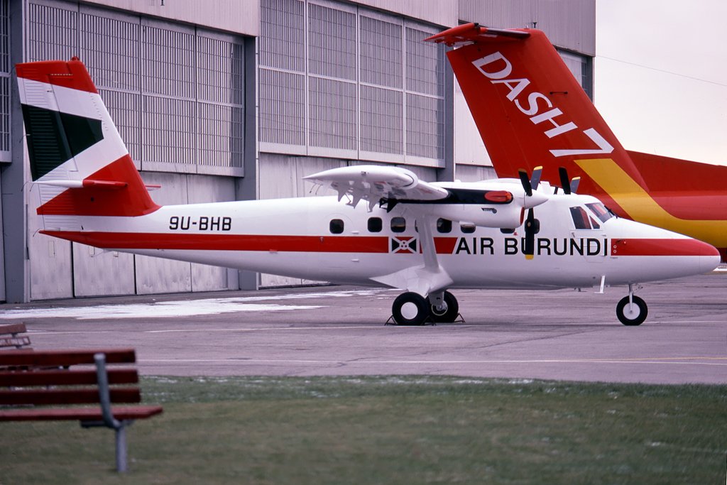 9U-BHB   DHC-6-300   Air Burundi
Downsview, ON  Nov-1977  Sheldon D. Benner Photo ©