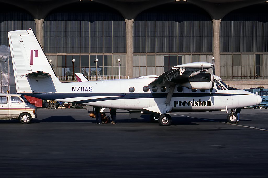 N711AS  DHC-6-200  Precision Airlines
Boston-Logan, MA Feb-1981 Phil Glatt Photo ©