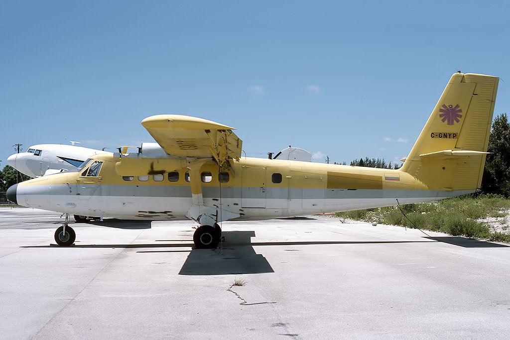 C-GNYP  DHC-6-200  Bannock Aerospace
Fort Lauderdale, FL  Jul-1976  Photographer Unknown
