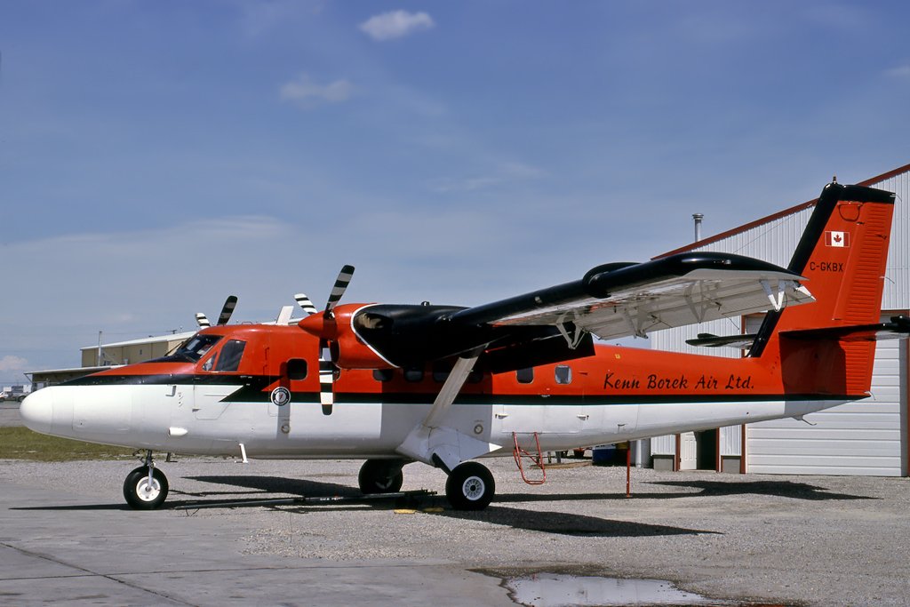 C-GKBX   DHC-6-300   Kenn Borek Air
Calgary-Int'l, AB  Jun-1993  Dave Dunsmore Photo ©
