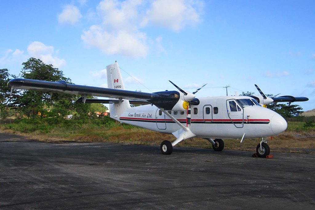 C-GPOQ   DHC-6-300   Kenn Borek Air
Saint Lucia  Date Unknown  Kenny Antoine Photo ©