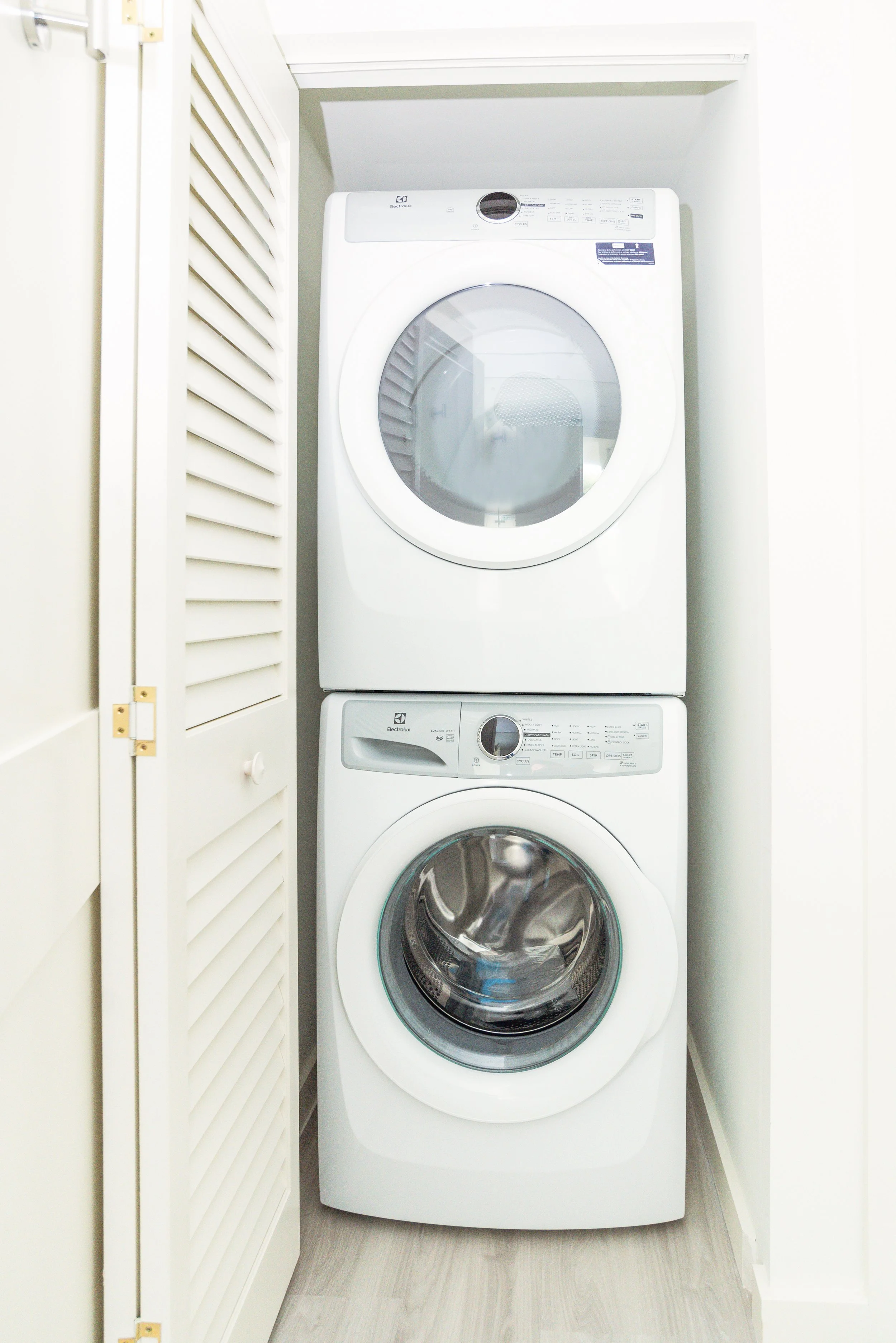 (Web) Two Bedroom - Laundry.jpg