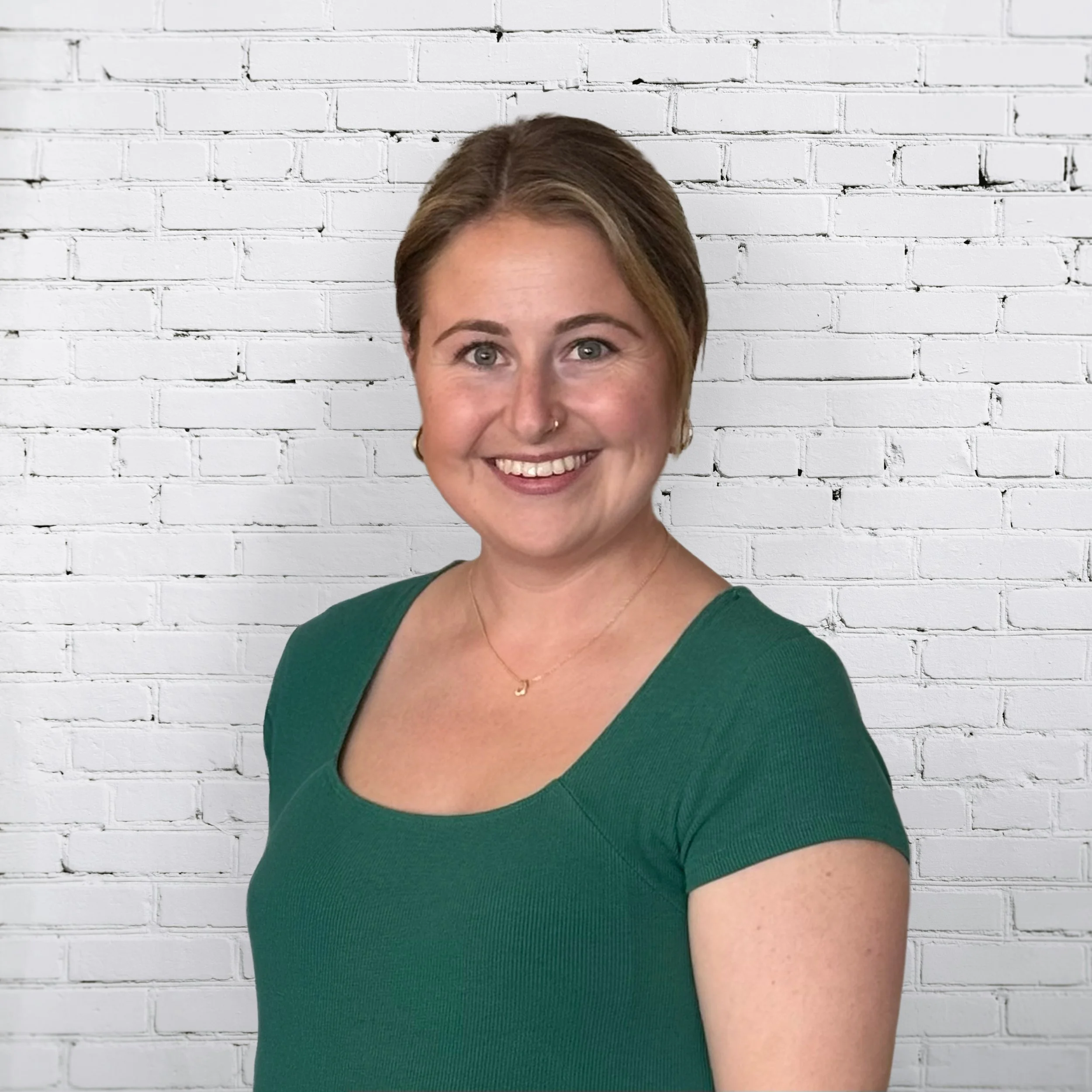 Jessica Klein, licensed therapist providing discernment counseling and divorce therapy for couples in St. Petersburg, Florida