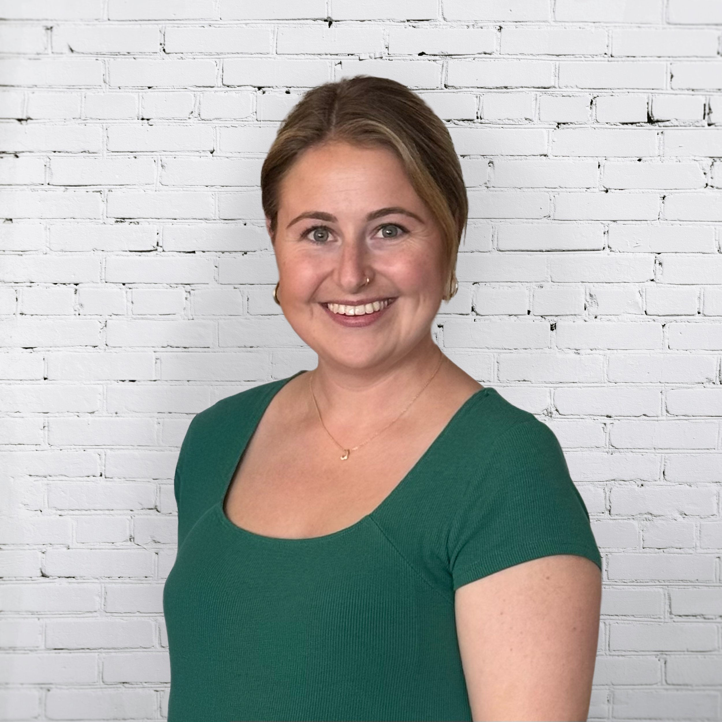 Jessica Klein, MA, LMHC, therapist with Gottman Level 1 training working with individuals and couples in Florida