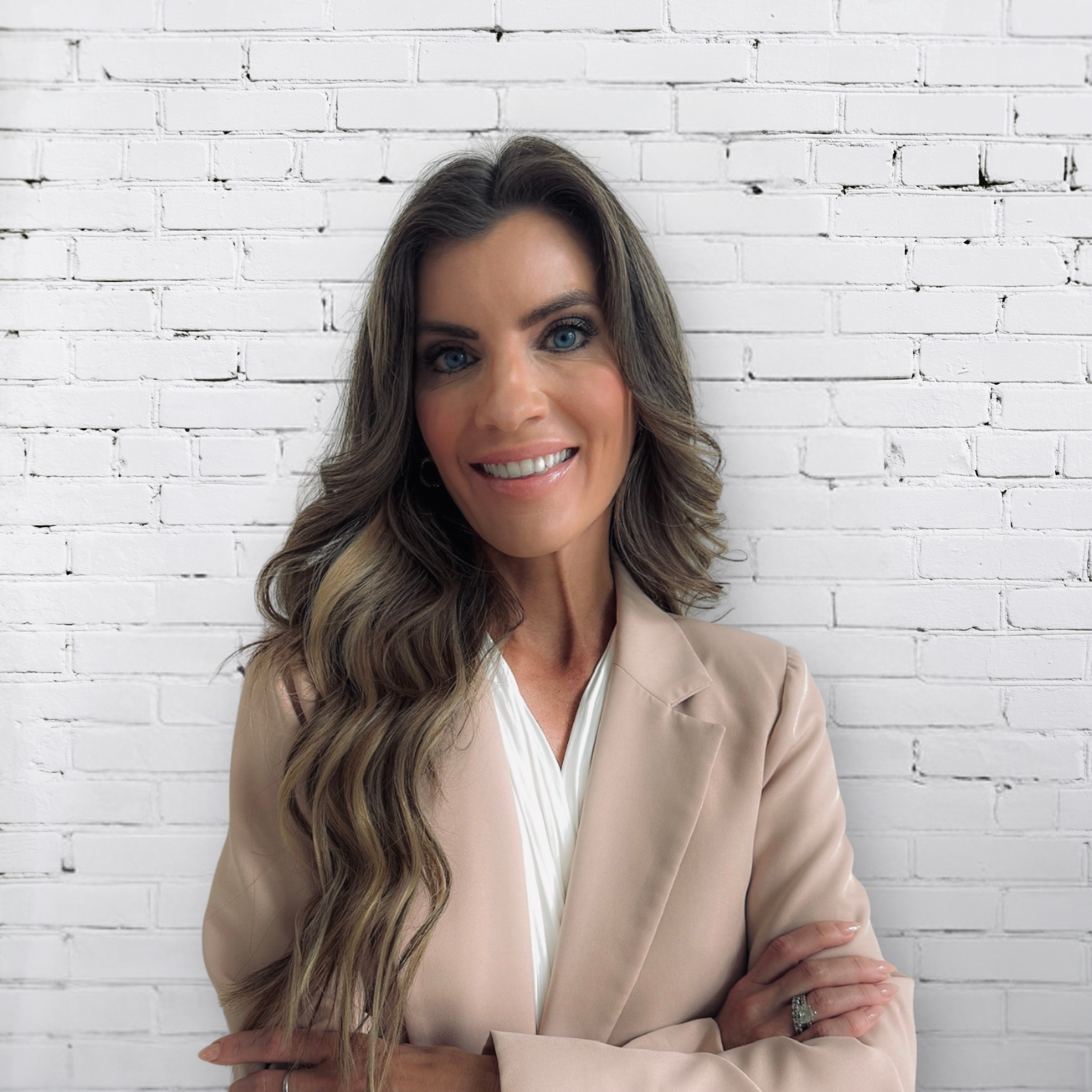 Chelsea Walker, LMFT, anxiety therapist for adults in Sarasota at It Begins Within Healing Center