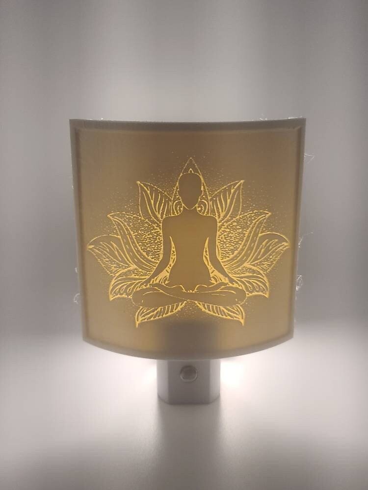 https://i.etsystatic.com/35025640/r/il/8d1b8e/3890006779/il_fullxfull.3890006779_8xka.jpg
