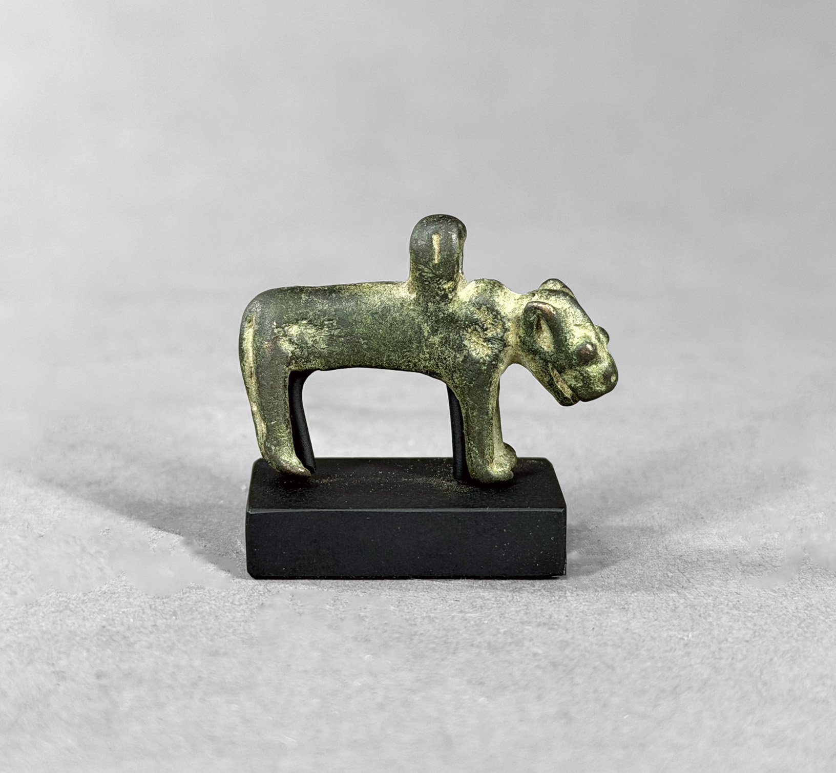 Djenne Feline Pendant