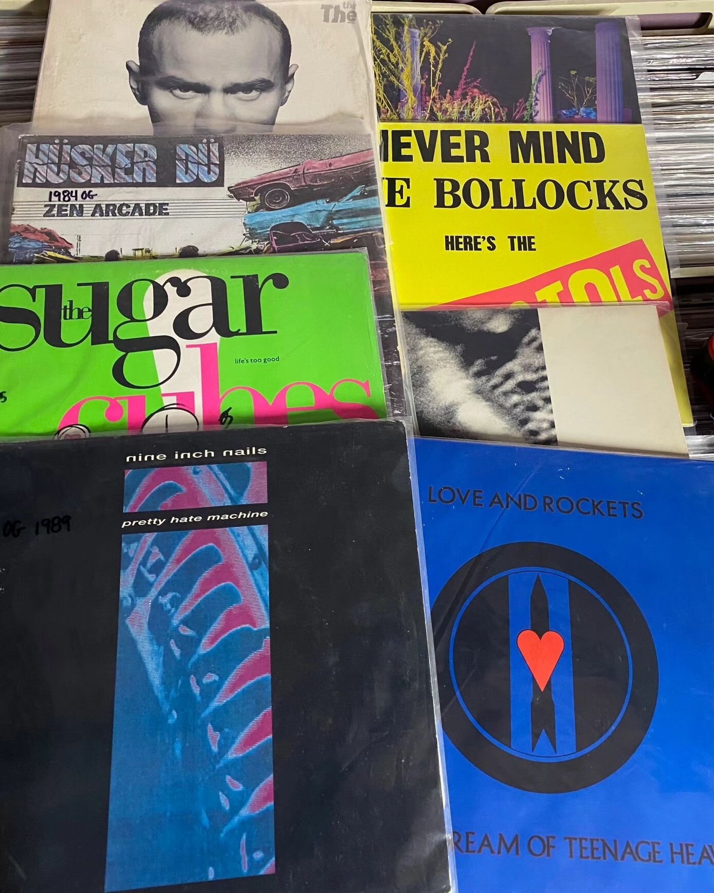 ☆ DEALER SPOTLIGHT ☆
HOLDFAST RECORDS

&bull; SEPTEMBER 30 2023 &bull;
Field House : Garden City Record Show

HoldFast&nbsp;Records will be bringing over 1,000 new arrivals, including punk, alternative, rock LPs and reggae 45&rsquo;s - all priced rea