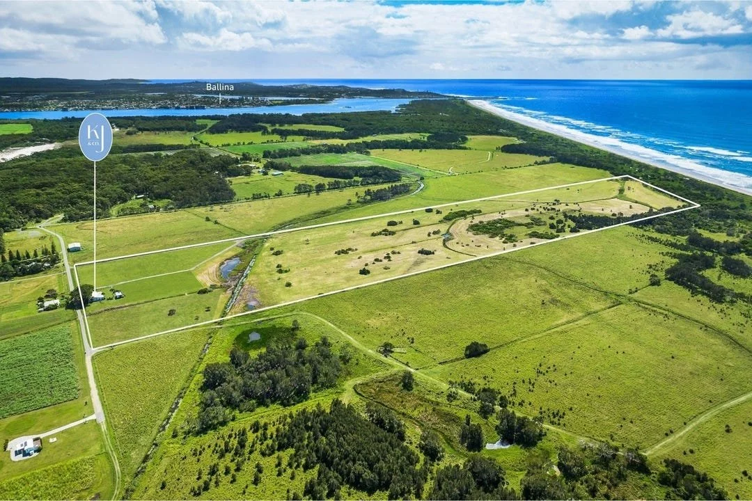 A Coastal Masterpiece Finds Its New Custodians
