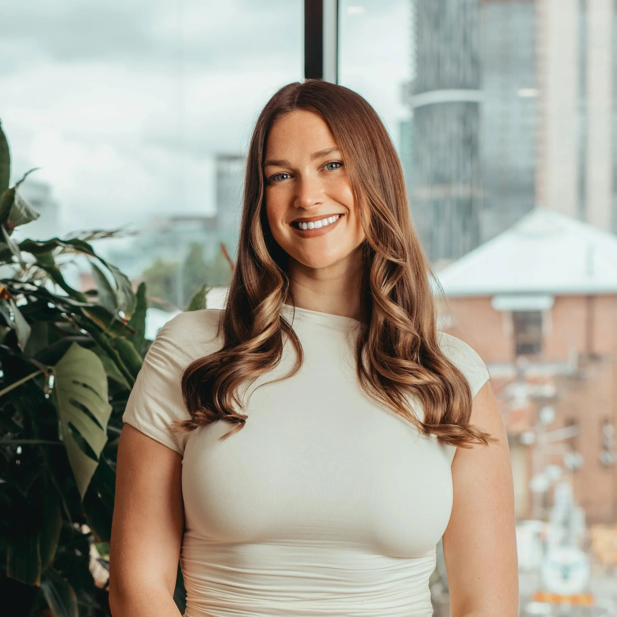 Holmes And Co Profiles_HR_0002.jpg