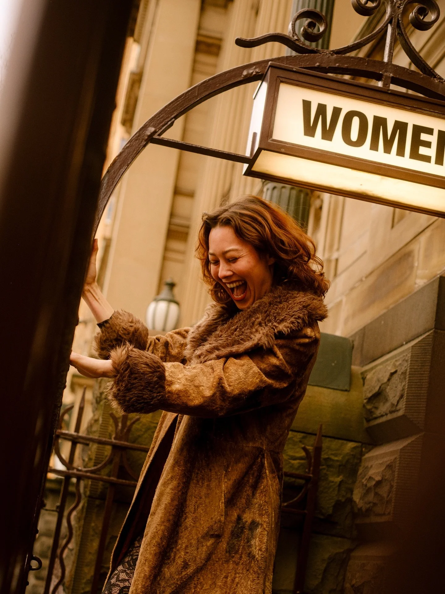 A moment for @yourwildwithin 🐆 at the last city photoshoots. 

The energggyy from this photoshoot experience was so special. All of the women were just being the ultimate hype girls and we no joke, would&rsquo;ve looked like we had been friends our 