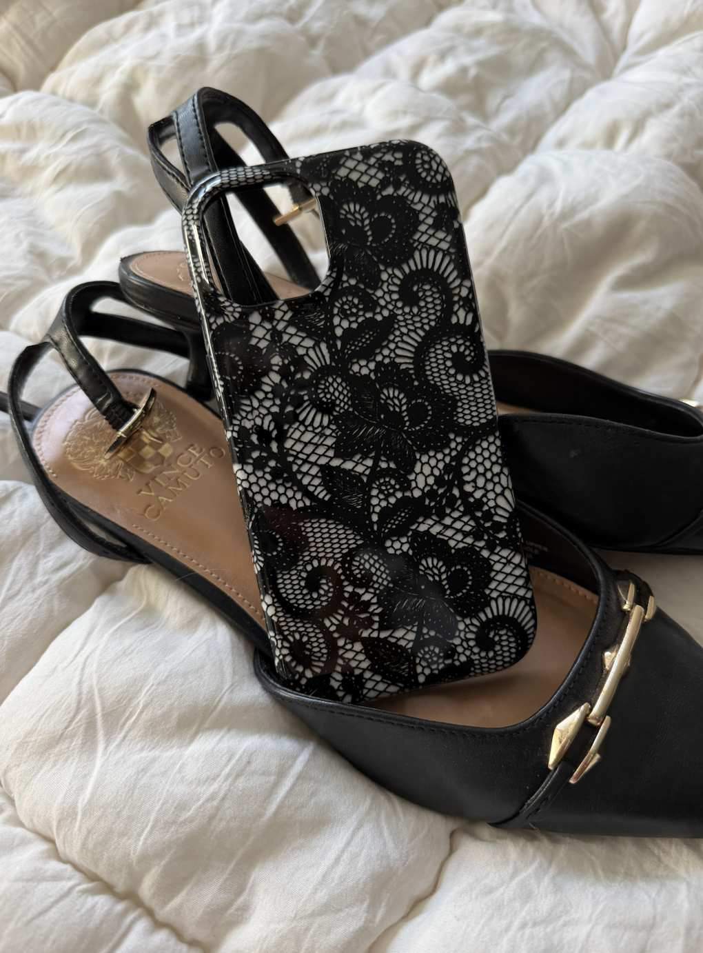 BLACK LACE PHONE CASE
