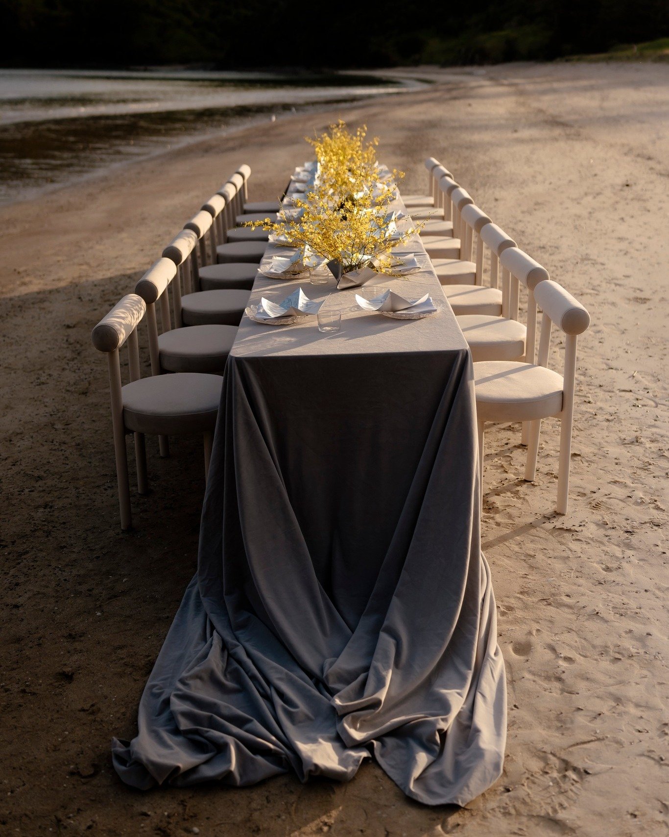 Take a seat... ✨
~
Planning &amp; production @alexandrakatecreative 
Venue @rosewoodkauricliffs
Photographer @hollowandco 
Florals @Floralcentric 
Gown @trishpeng 
Suit @t.beggtailoring
Hair @messybun_nz 
Make up @makeup_bymindy
Jewellry @zoeandmorga